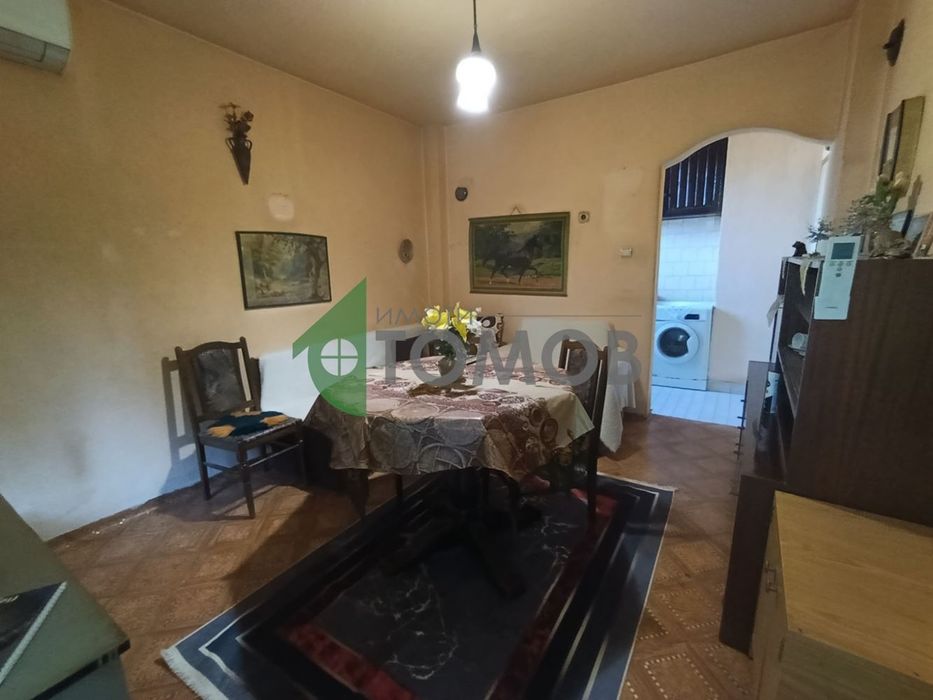 Продава се Четиристаен апартамент в с. Старозагорски бани, Област Стара Загора - 110 кв.м за 796 €/кв.м - Снимка #3