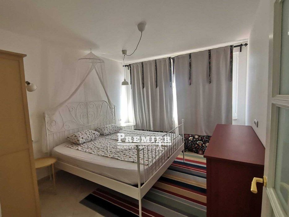 Уютен тристаен апартамент до брега на морето в Черноморец