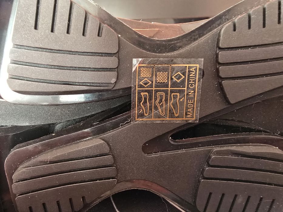 Маратонки от Китай