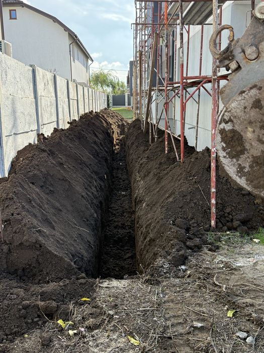 Inchiriez Miniexcavator Buldoexcavator si Basculabila