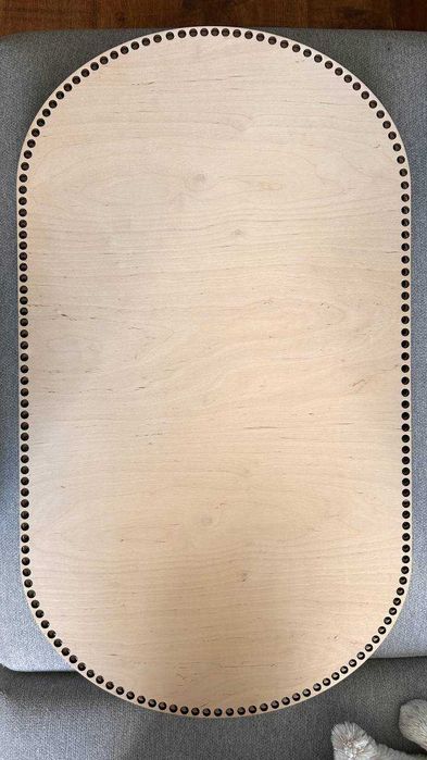 Дървена основа дъно за бебешко кошче.