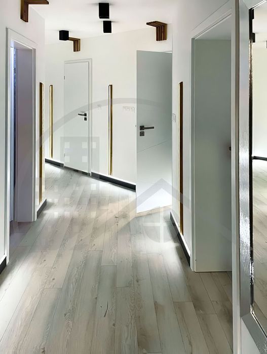 Продава се Тристаен апартамент в Варна, Чайка - 130 кв.м за 2924 €/кв.м - Снимка #10