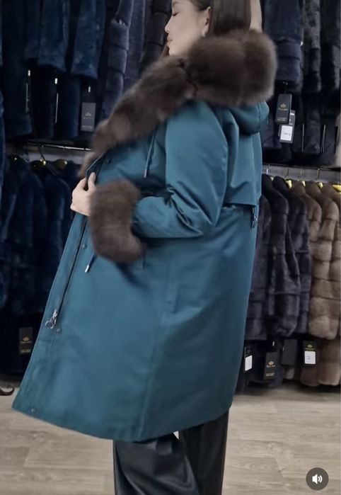 Продам парку новую