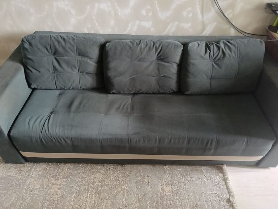 Продам диван самовывоз