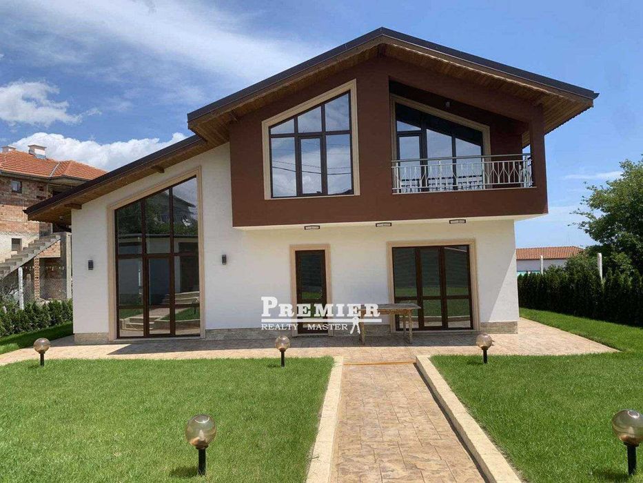 Продава се Къща в к.к. Слънчев бряг - 170 кв.м за 1636 €/кв.м - Снимка #2