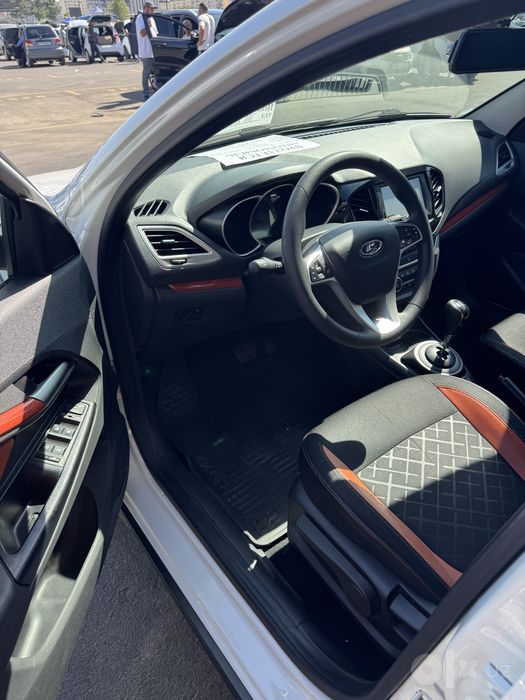 Продается Lada Vesta cross