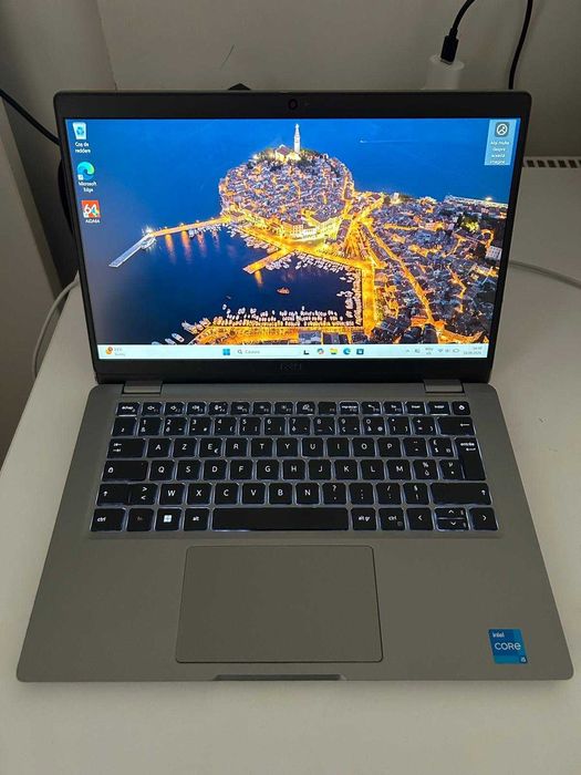 Laptop Dell Latitude 5330, Intel i5-1245U, 8GB DDR4, 256GB NVMe