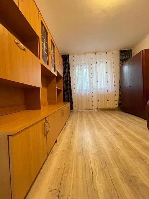 Apartamnt de inchiriat