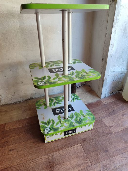 Полка-витрина Piko