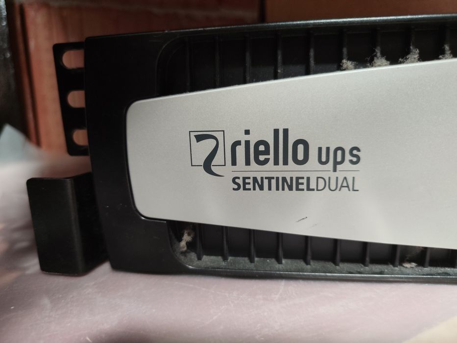 UPS RIELLO Sentinel duo SDH 1000