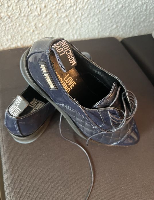 Pantofi marimea 35 Love Moschino !