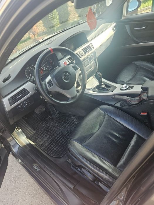 BMW E90/3.0D/231 к.