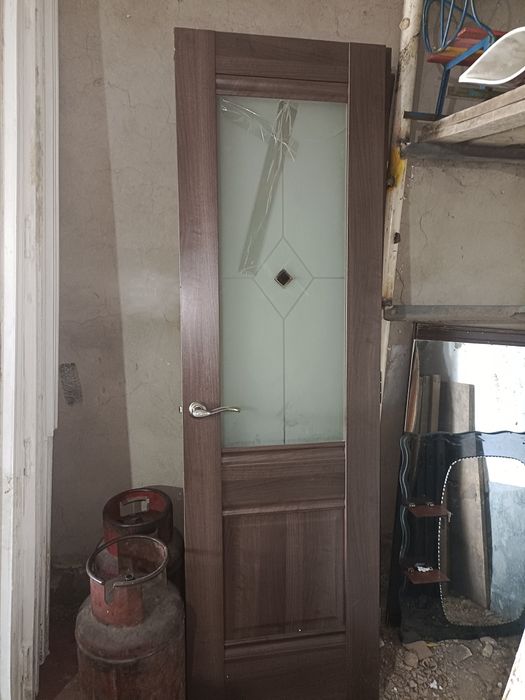 Двери зальные...дерево