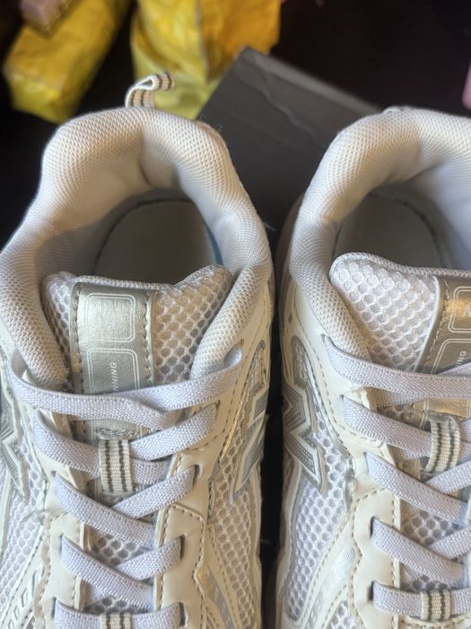 Кросовки New Balance.