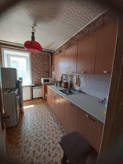 3 комнт, 5/5, кирпич,1984 год