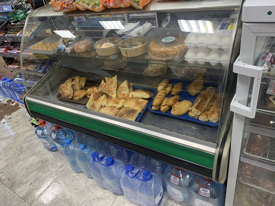 Продам б/у ветринный холодильник