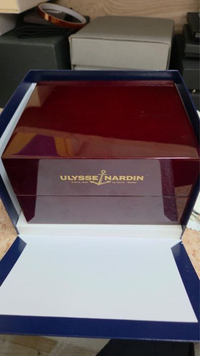Ulysse Nardin часы мужские