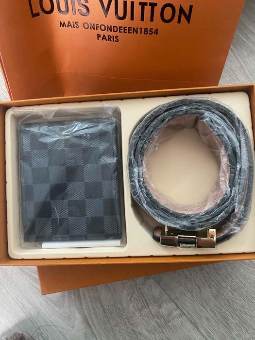 set louis vuitton