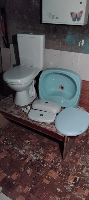 Унитаз бачімен.унитаз строй вар.