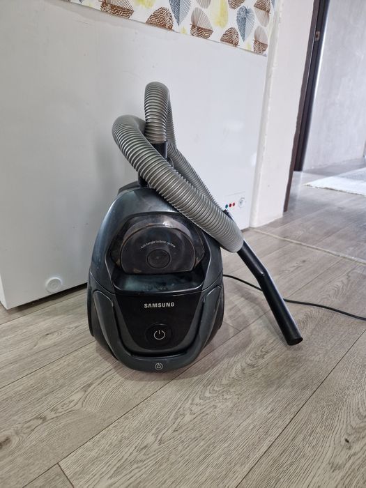 Продам пылесос самсунг