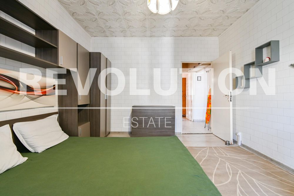 Дава се под наем Тристаен апартамент в София, Света Троица - 110 кв.м за 650 € - Снимка #7