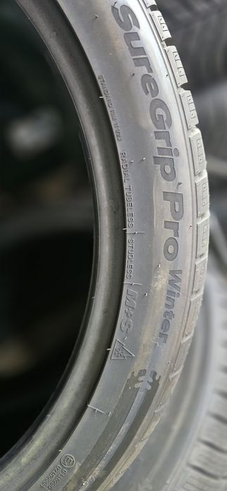 285 40 22 и 325 35 22 зимни гуми спорт пакет Gripmax SureGrip Pro