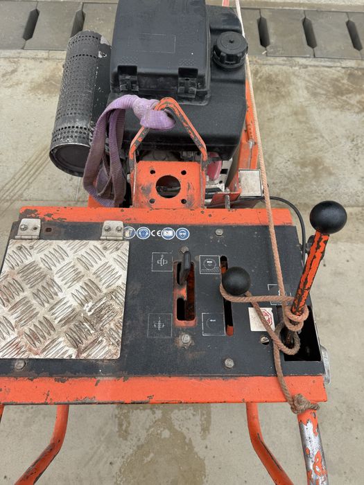 Masina de taiat asfalt si beton