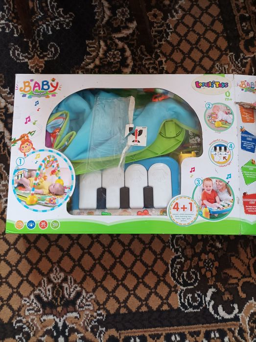 Активна гимнастика за бебе