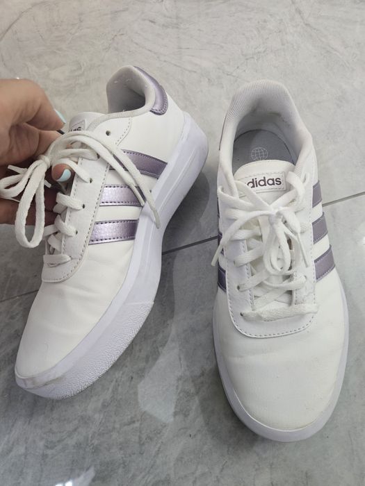Маратонки Adidas