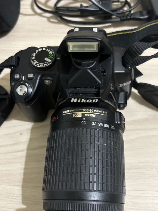 Nikon D3000 - plus obiective