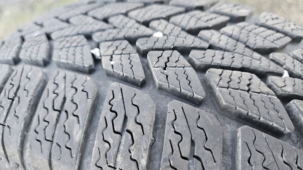 2бр гуми 195 65 15 дот 20 дънлоп