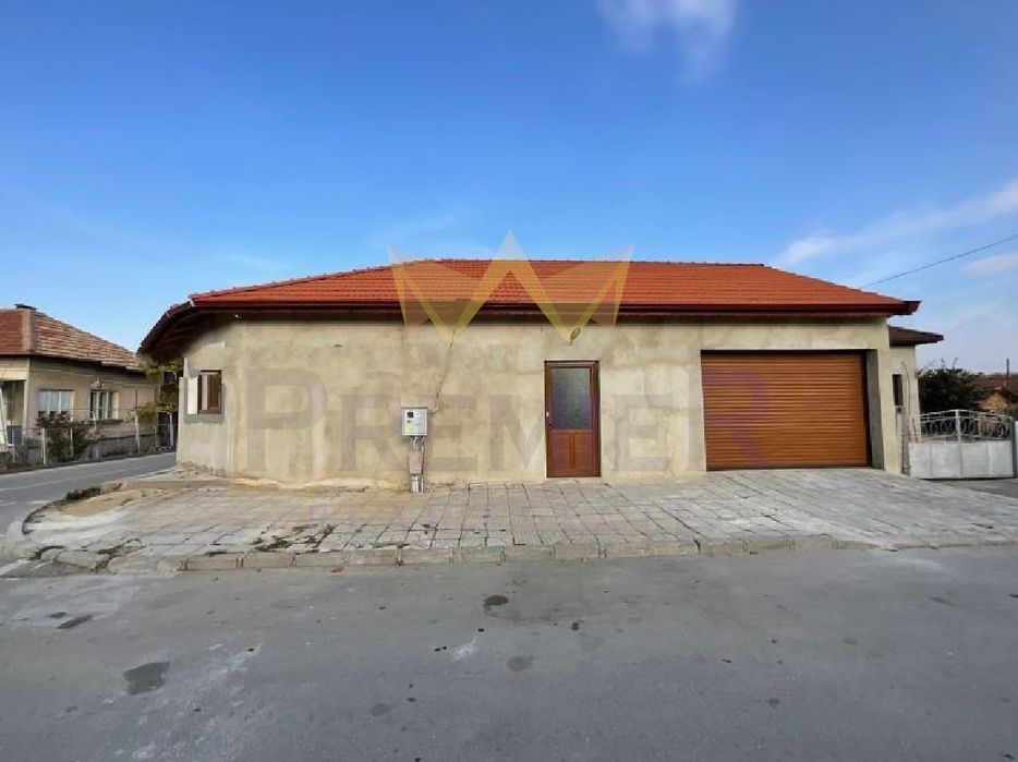 Продава се Къща в Генерал Тошево - 250 кв.м за 296 €/кв.м - Снимка #1