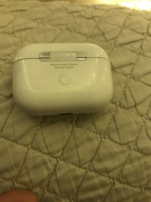 Airpods Pro 1 версии