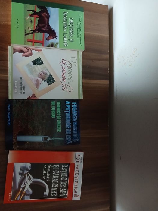 Cărți de informație practică și biologică