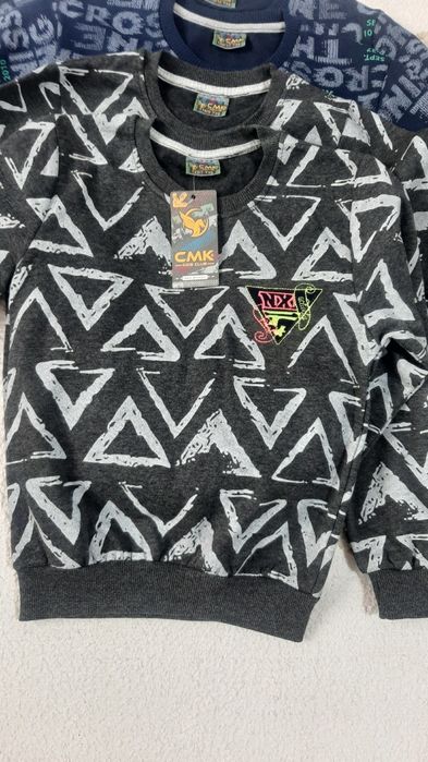 Продам новые тёплые кофты на мальчиков