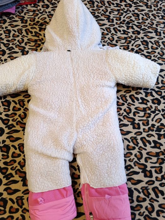 Продам зимний комбинезон для девочки!