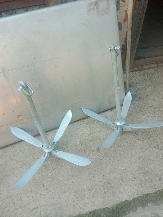 Якорь стояночный