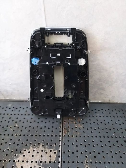 Plafoniera fata audi a6 c8 4k 4k0947135ae