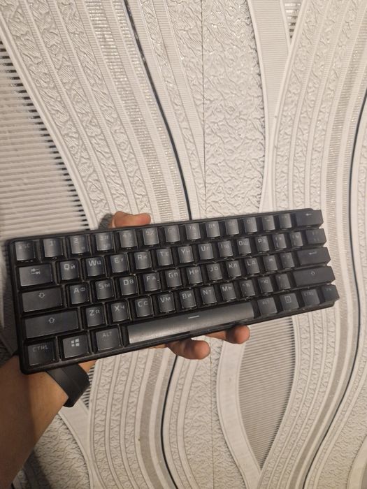 Клавиатура HyperX Alloy Origins 60