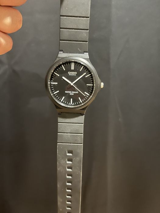 Часовник Casio Quartz