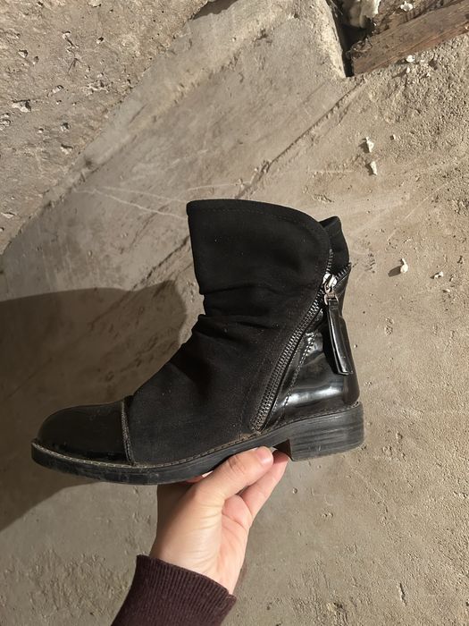 Продам Осенние сапоги