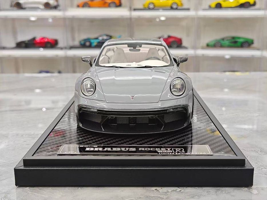 Porsche Brabus Rocket 900R
VIP 1:18 (Limited Edition 66)
цена