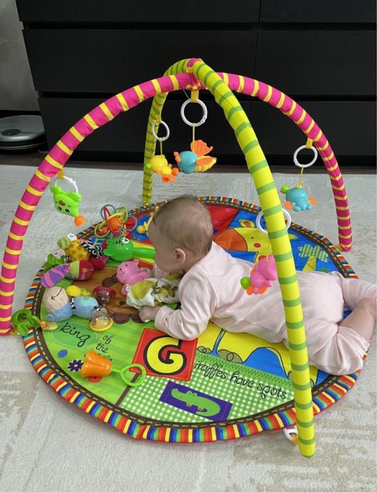 Коврик игровой малышам