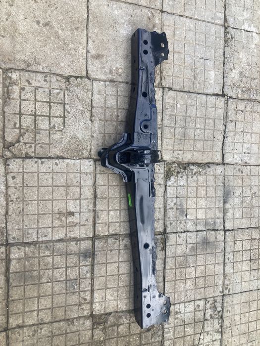 Греда под радйатори за тойота аурис/Toyota auris 06-11г