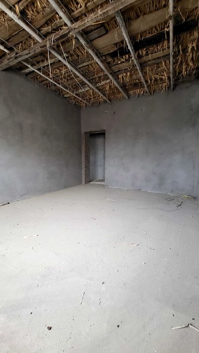 4 xona 6 sotixli uy. Termiz Shahar Beshkappa 17-maktab