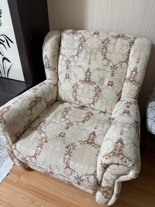 Отдам мягкий уголок