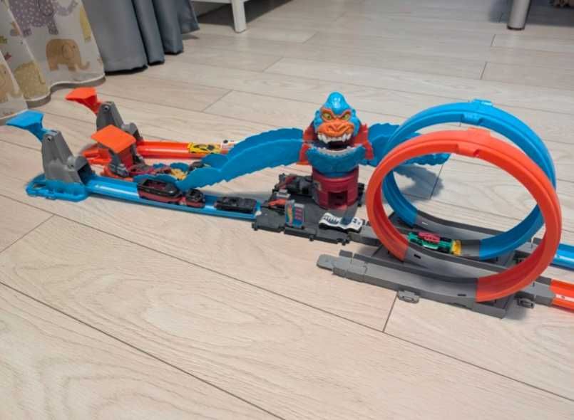 Colectie Hot Wheels originala 3 Circuite + 40 masinute