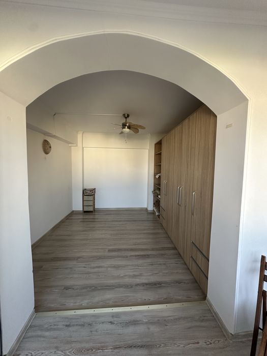 Apartament 4 camere 83 mp utili