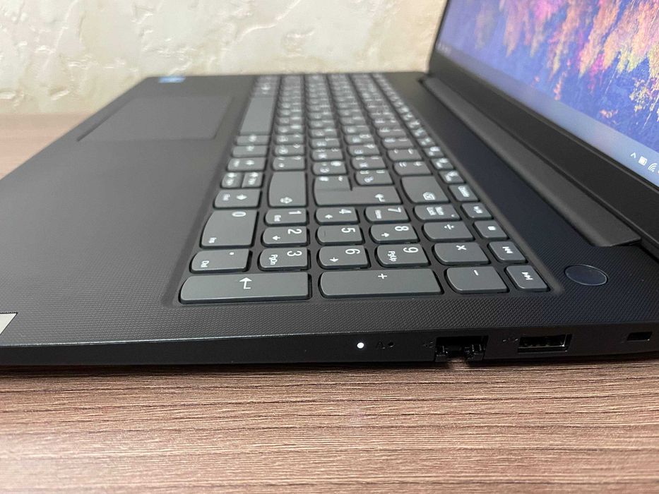 Lenovo V15 /Celeron N4500/4Gb Ram/240Gb ssd/