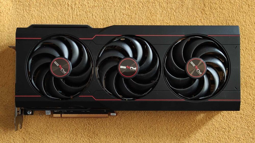 Видеокарта Sapphire PULSE AMD Radeon™ RX 6800 XT